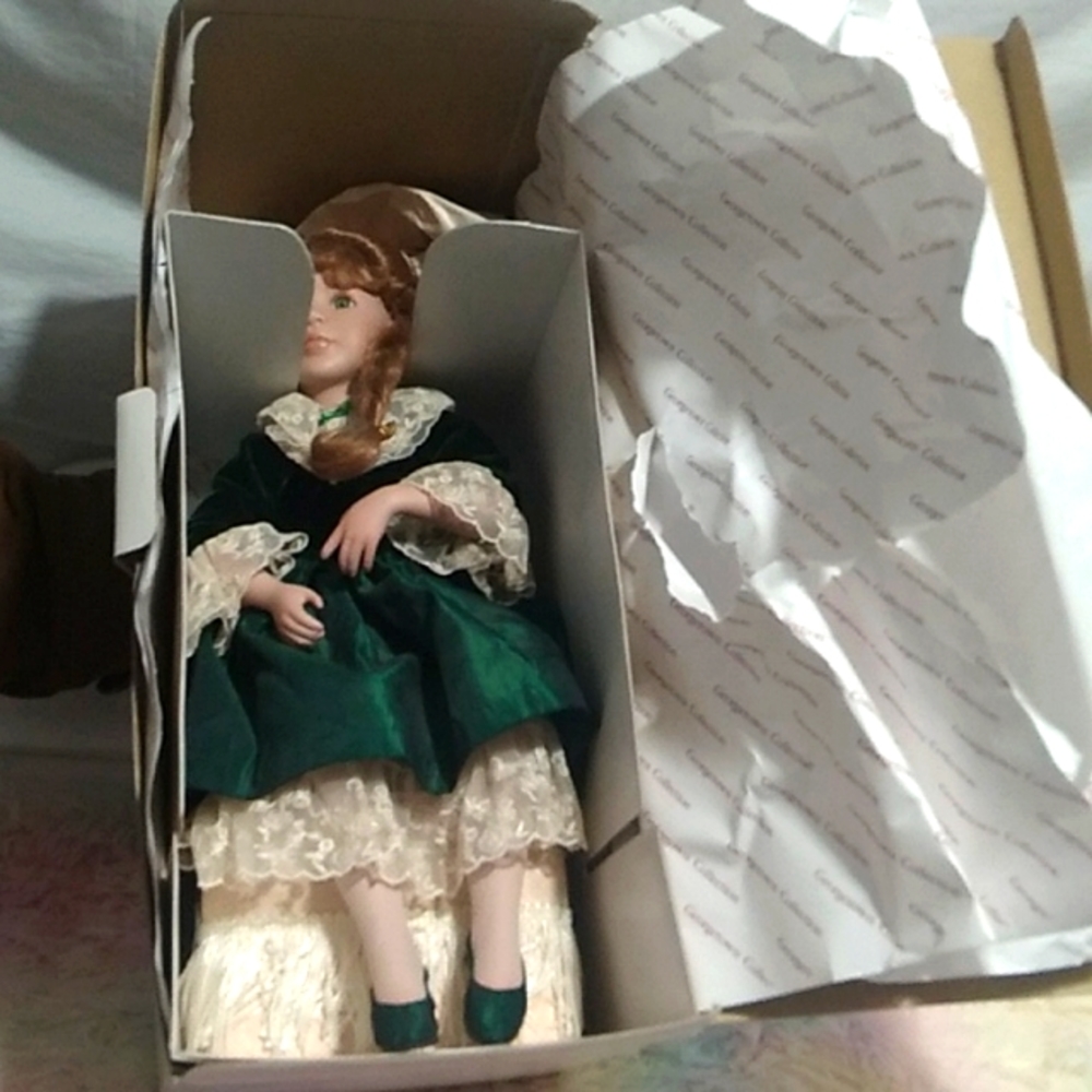 NIB Emerald Memories Doll From The Victorian Fantasies By Linda Mason - Picture 13 of 16